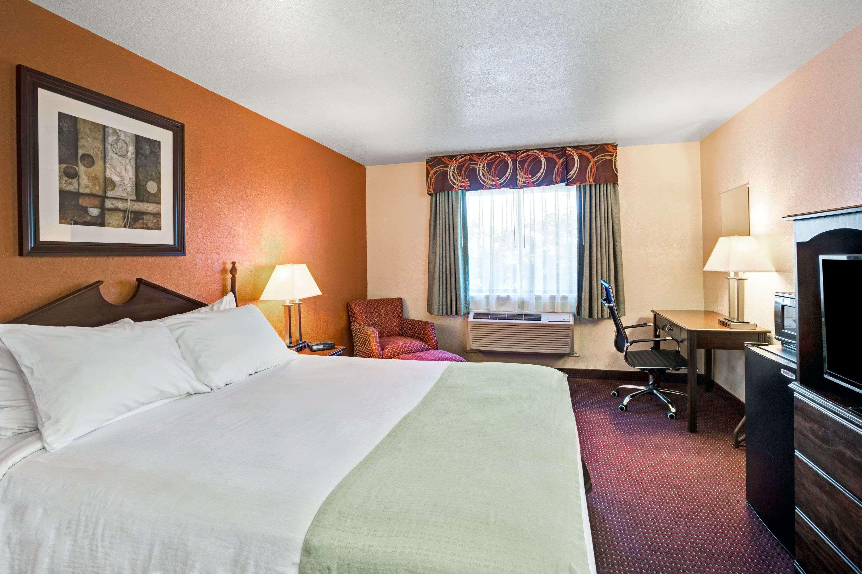 เบย์มอนต์ บาย วินด์แฮม แฮรอดส์เบิร์ก Hotel Harrodsburg ภายนอก รูปภาพ