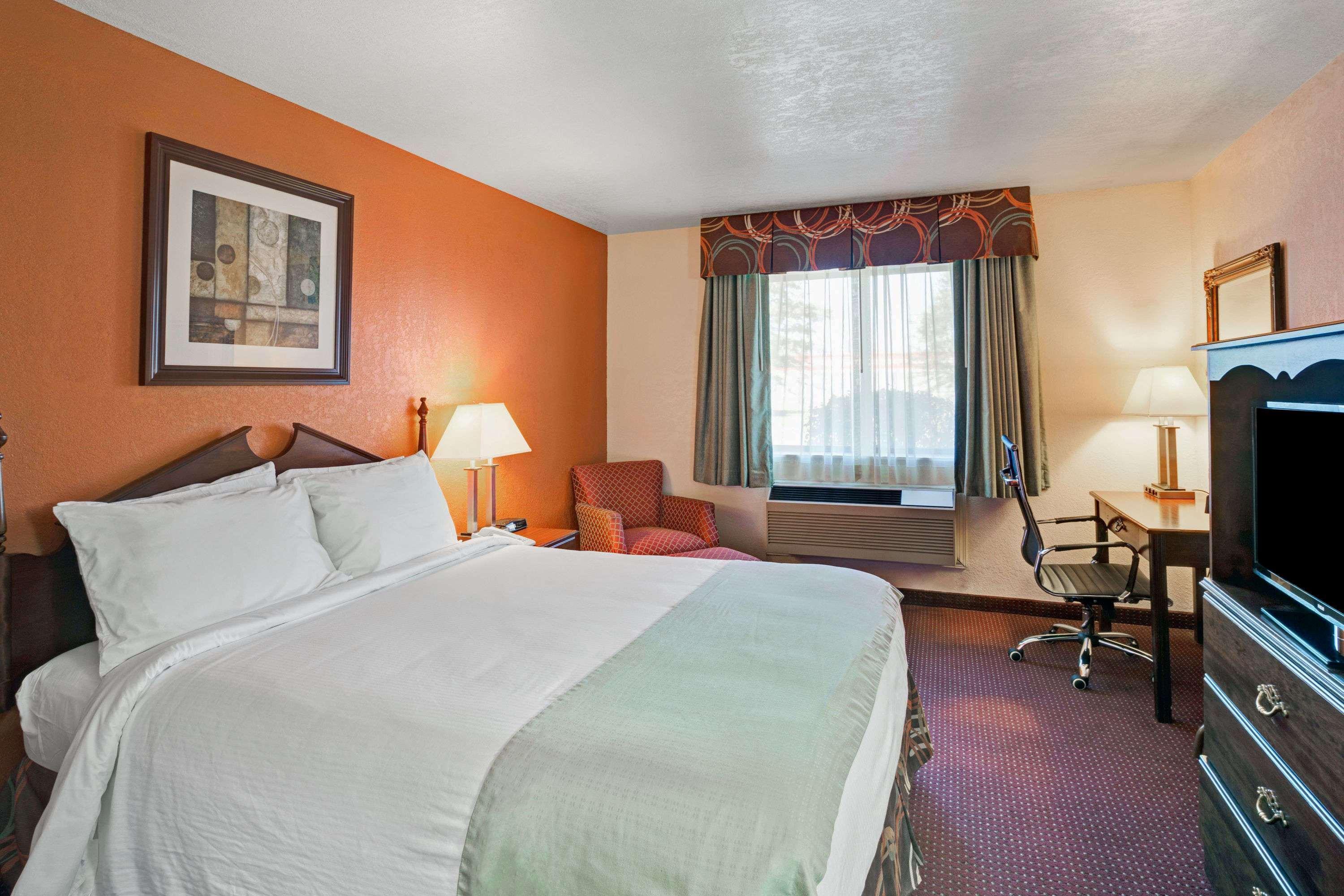 เบย์มอนต์ บาย วินด์แฮม แฮรอดส์เบิร์ก Hotel Harrodsburg ภายนอก รูปภาพ