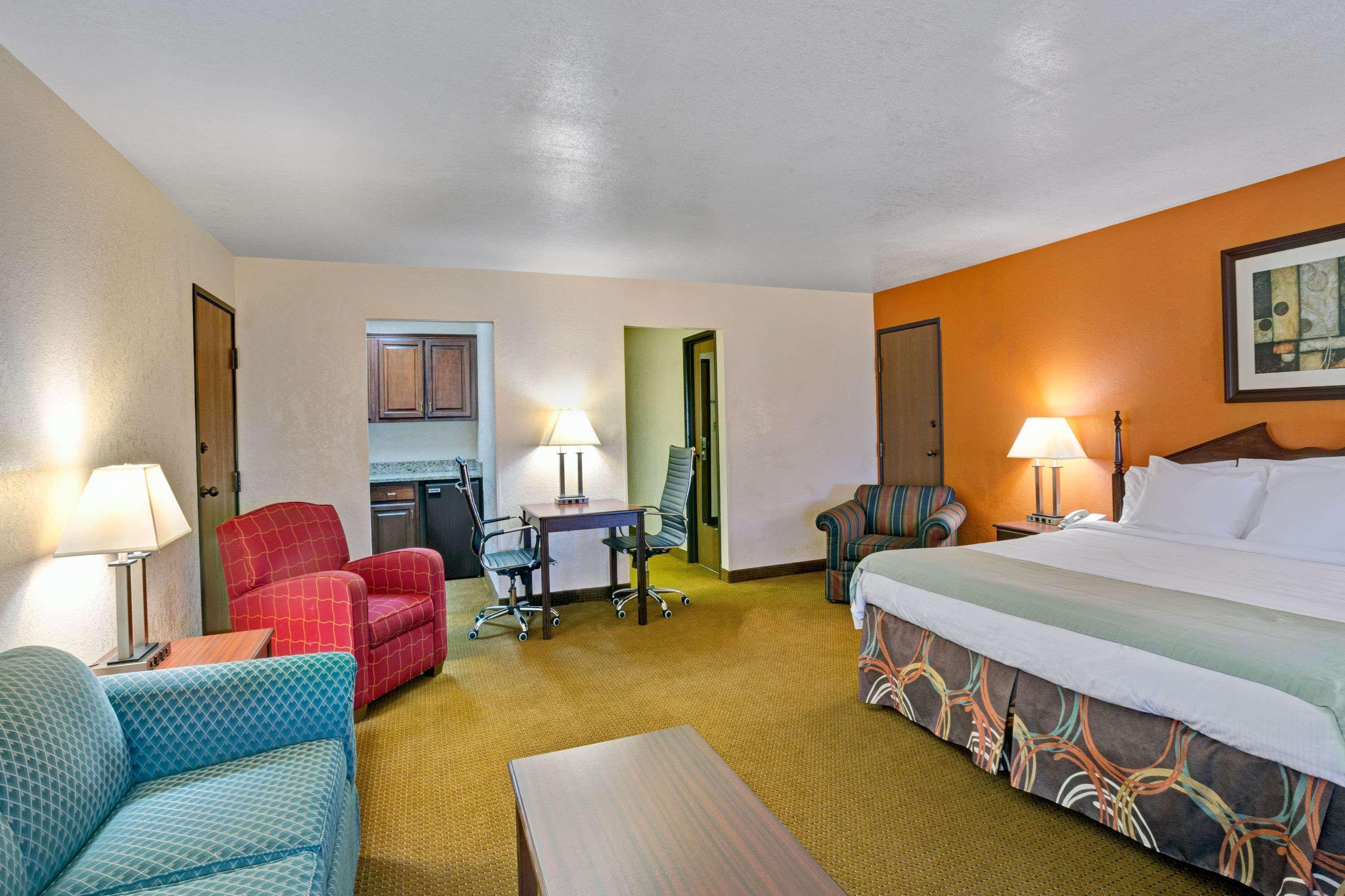 เบย์มอนต์ บาย วินด์แฮม แฮรอดส์เบิร์ก Hotel Harrodsburg ภายนอก รูปภาพ